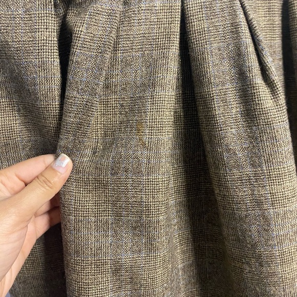 A suit dress - Picture 8 of 13